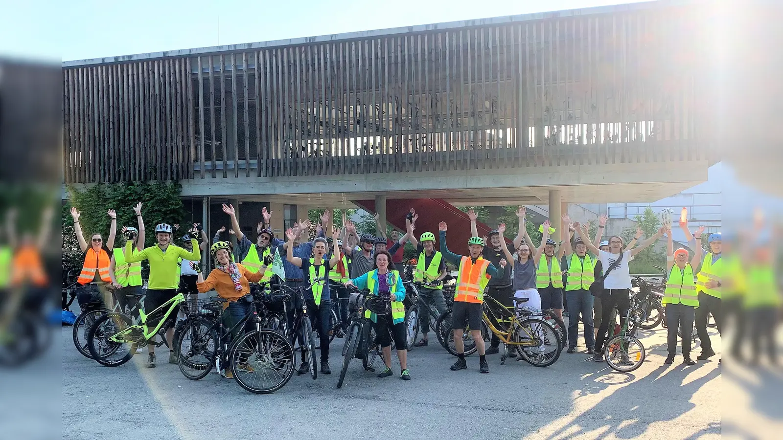Große Unterstützung gab es bei der letzen Critical Mass in Dachau. (Foto: ADFC Dachau)