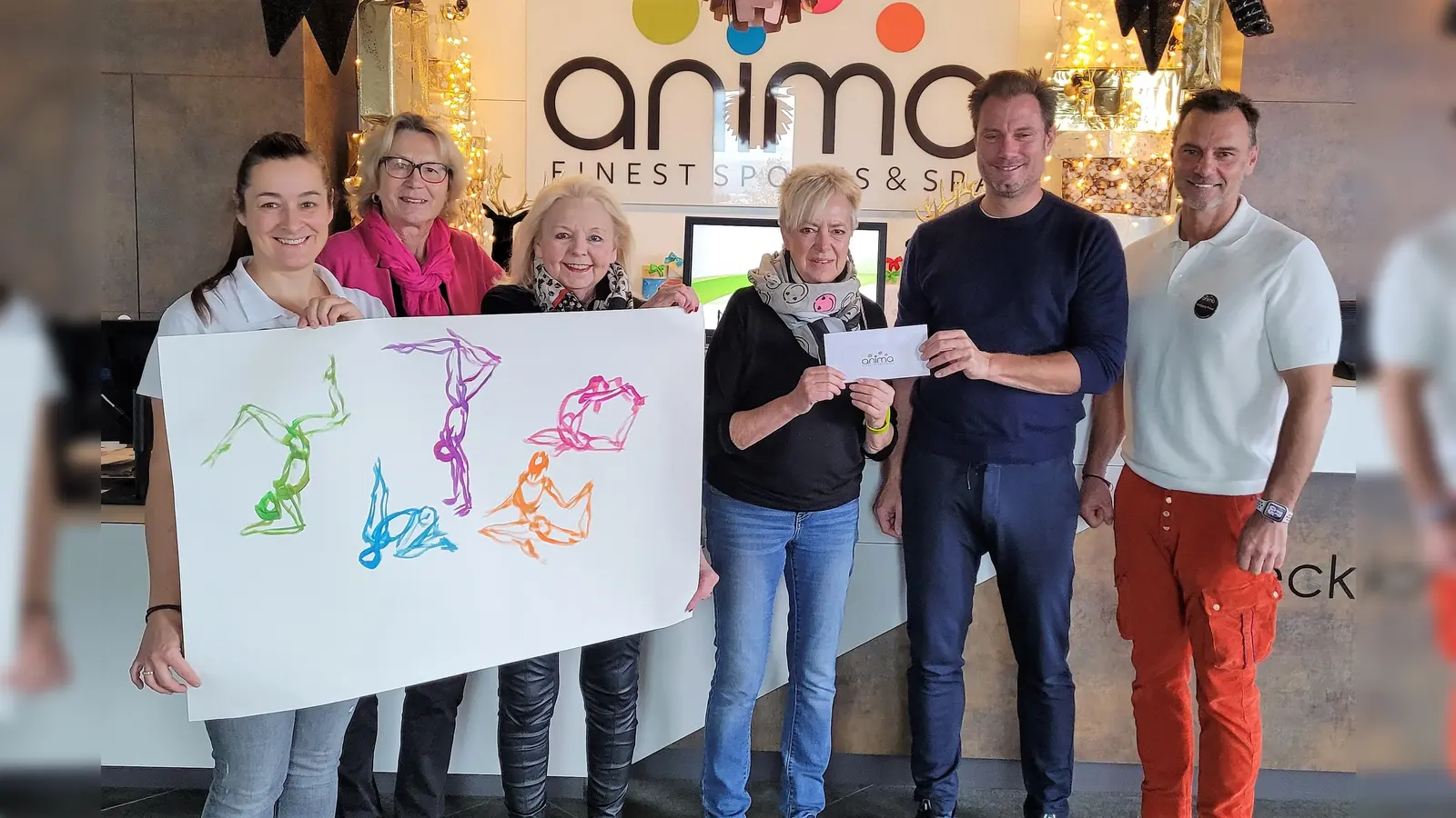 Spendenübergabe mit (von li) Isabel Wagner, Gabi Gerstl, Christine Unzeitig, Brigitte Renner, Thomas von Kummant und Wolfgang Perret. (Foto: Verein Behinderte & Freunde)