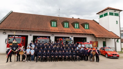 Aktuell leisten über 60 aktive Mitglieder der Freiwilligen Feuerwehr Vierkirchen jährlich über 4.000 ehrenamtliche Stunden. (Foto: FFW)