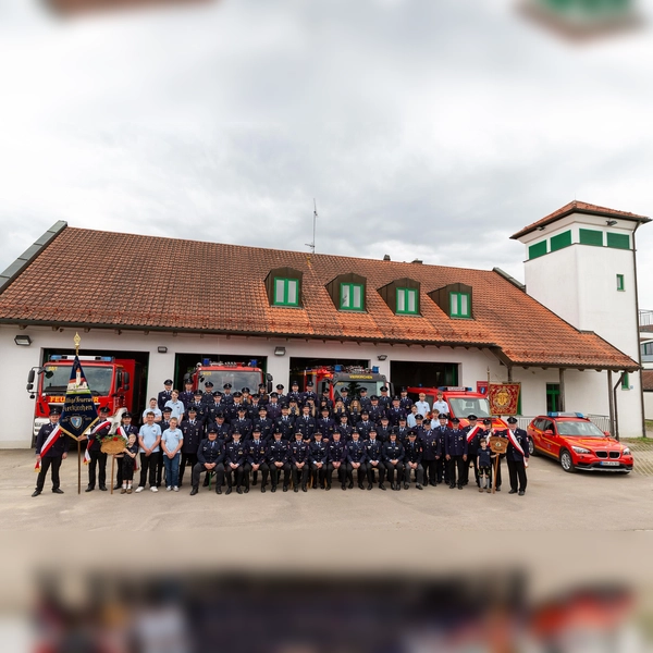 Aktuell leisten über 60 aktive Mitglieder der Freiwilligen Feuerwehr Vierkirchen jährlich über 4.000 ehrenamtliche Stunden. (Foto: FFW)