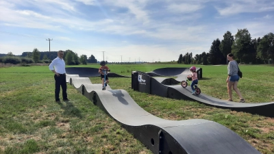 Der spezielle Rundkurs für Sportgeräte mit Rädern aller Art in Schwabhausen lädt ab sofort zum Testen ein. (Foto: Gemeinde Schwabhausen)