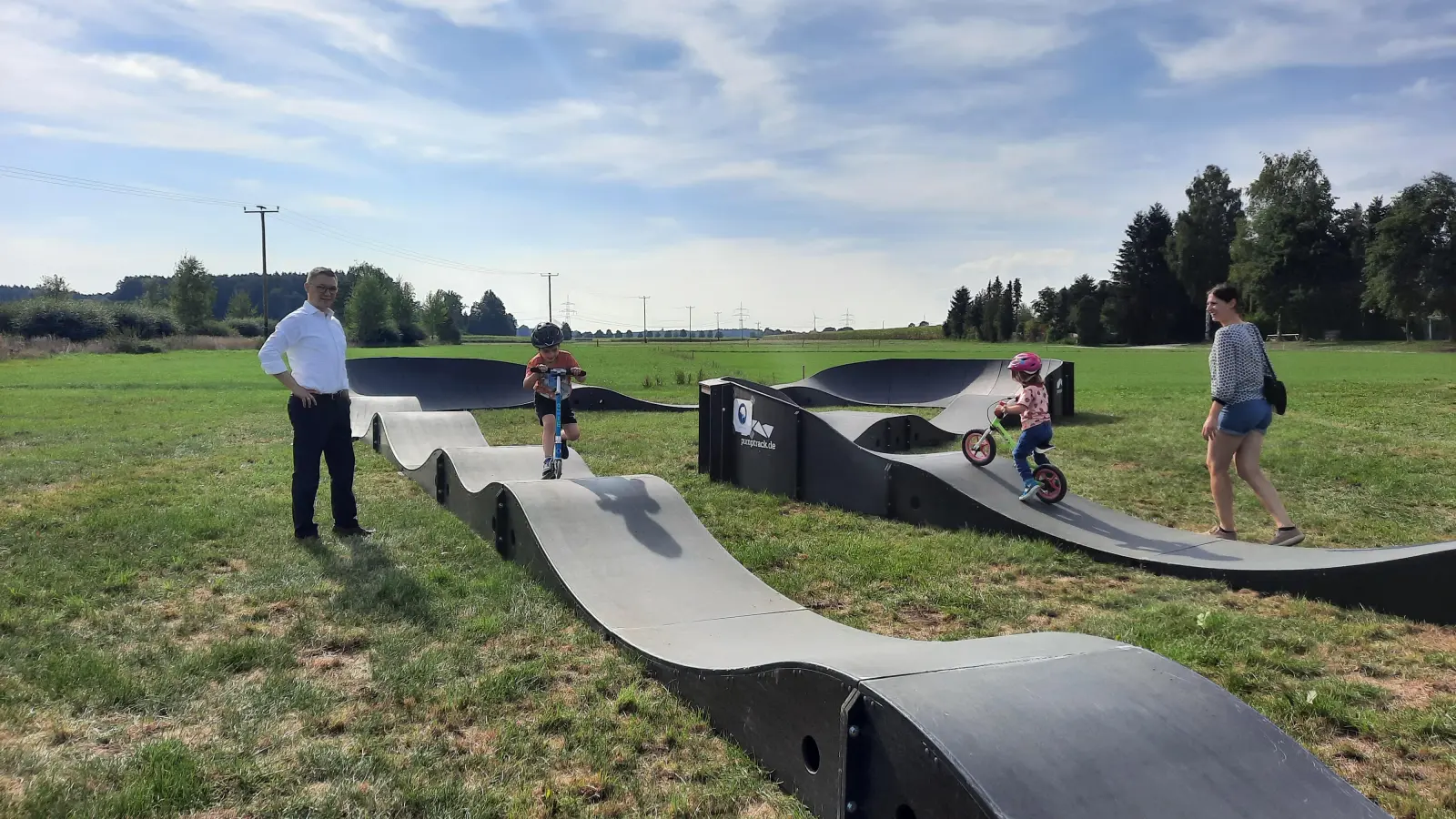 Der spezielle Rundkurs für Sportgeräte mit Rädern aller Art in Schwabhausen lädt ab sofort zum Testen ein. (Foto: Gemeinde Schwabhausen)