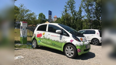 E-Tankstelle in Dachau – 100% Ökostrom für nachhaltige Elektromobilität.<br> (Foto: Stadtwerke Dachau)