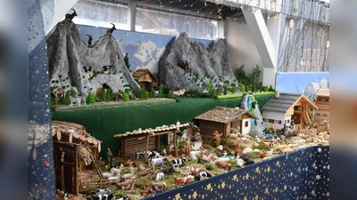 Familie Reindl zeigt auch in diesem Jahr ihre beeindruckende Krippenlandschaft. (Foto: coe)