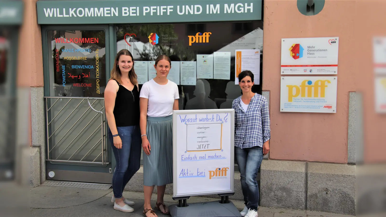 Sie suchen weitere "Freiraum-Schaffer" (von li) Julia Obesser, Anna Reisner und Kathrin Loder.  (Foto: Loder / Pfiff Dachau)