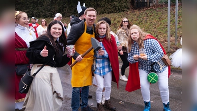 Lustig war's beim Fasching 2024 mit diesen wilden Gesellen. (Foto: Rosi Friedl)