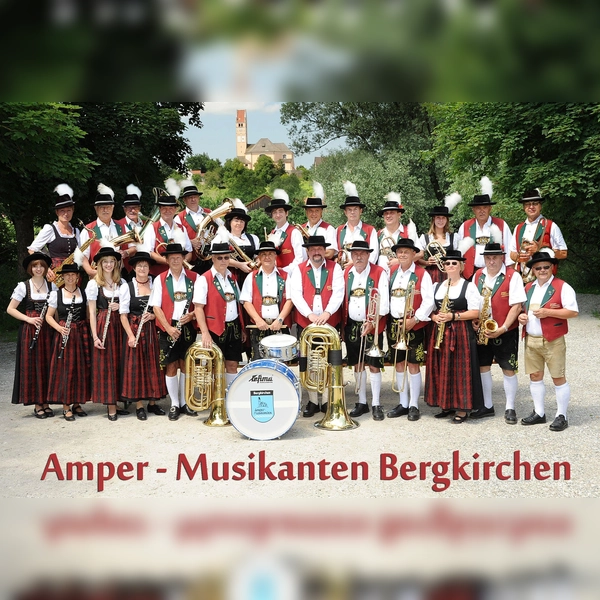 Amper-Musikanten Bergkirchen spielen beim Altstadtfest von 13 bis 15.30 Uhr, auf der großen Bühne vor dem Rathaus. (Foto: Amper-Musikanten )
