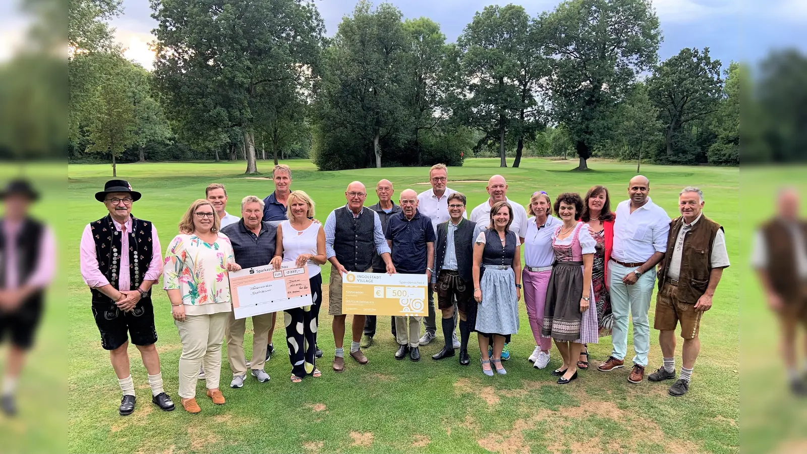 Spendenscheckübergabe nach dem Wohltätigkeitsturnier des Dachauer Golfclubs. (Foto: GC Dachau)