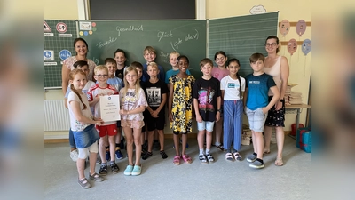 Klasse 3b von Sabrina Bartels: Eine der beiden Siegerklassen des Monats Juni 2023. (Foto: Gemeinde Erdweg)