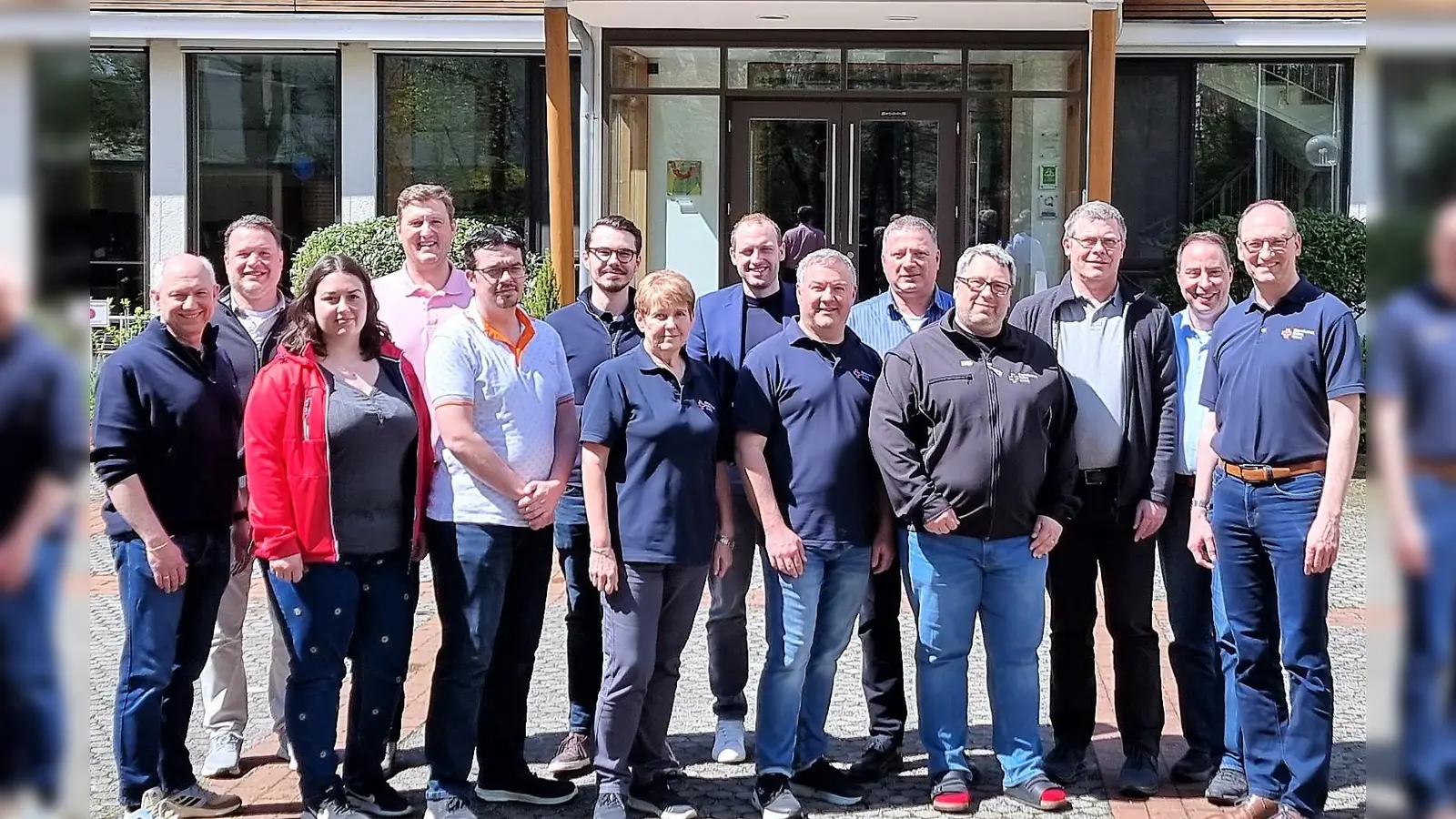 Teilnehmer der erfolgreichen und produktiven BRK-Klausurtagung in Herrsching.  (Foto: BRK Dachau)