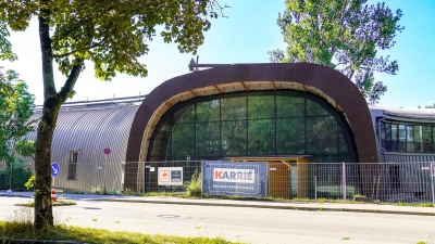 Wenn jetzt endlich alles planmäßig verläuft, öffnet das neue Hallenbad im Herbst 2026 seine Türen.  (Foto: Stadtwerke Dachau)